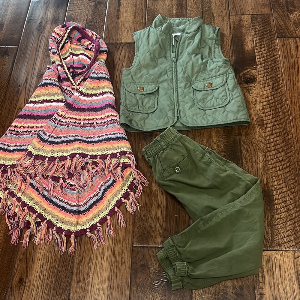 BABY GAP GIRLS 3T HOODED PONCHO LOT